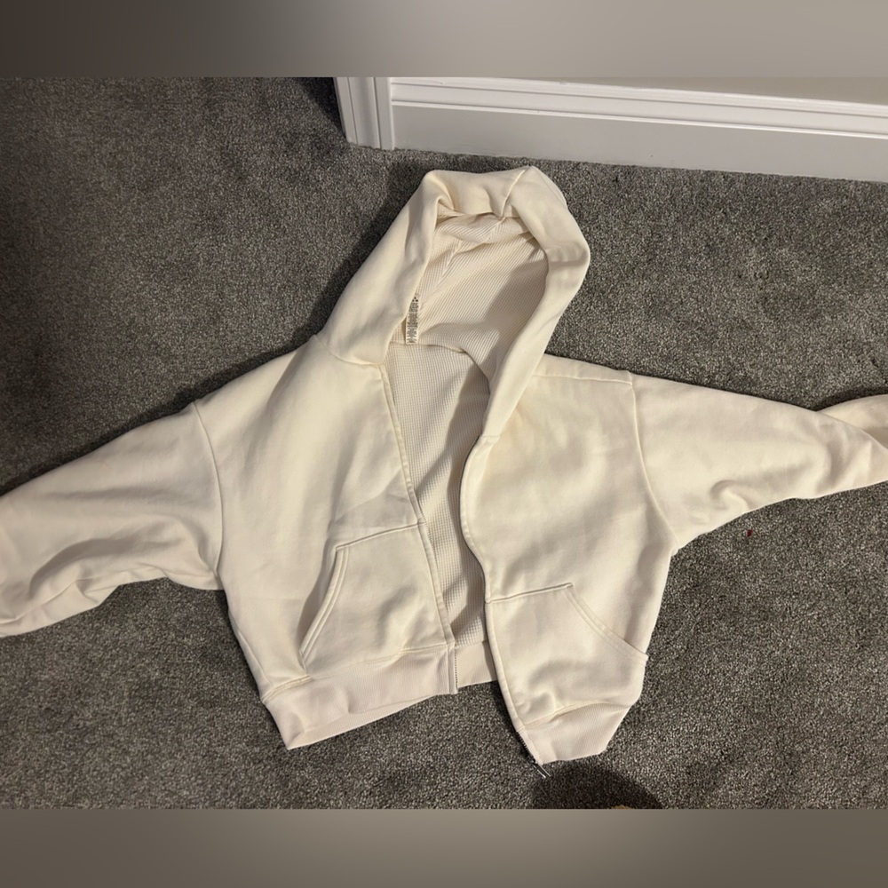 Skims size S cropped waffle hoodie